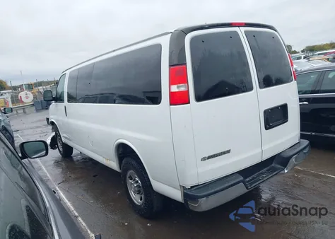 2020 Chevrolet Express Passenger Rwd 3500 Extended Wheelbase Lt из США, поврежденный, VIN 1GAZGPFG9L1148820